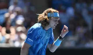 Андрей Рубльов продължава напред на Australian Open  