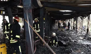 Десет загинали при взрив на мебелен цех