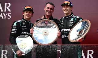 Мерцедес с бляскава победа в Австралия