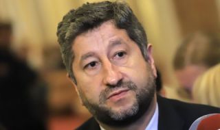 Христо Иванов: Оттеглянето на правосъдния министър не променя позицията ни за проектокабинета