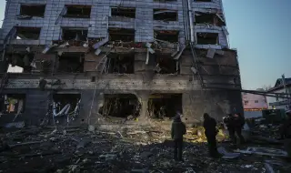 Русия атакува Киев с ракети и дронове