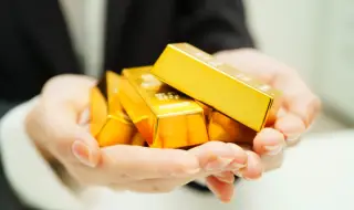 Голяма грешка: Италианец изхвърли 20 златни кюлчета по погрешка