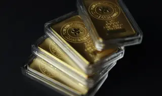 Защо курсът на златото и среброто изведнъж се срина?