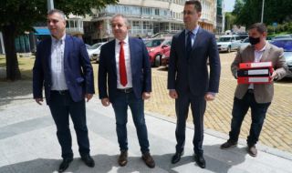 ВМРО, „Воля" и НСФБ регистрираха коалиция за изборите