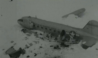 Швейцарските военни, които спасиха екипажа на US самолет