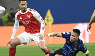 Арсенал триумфира над Интер в Милано и затвърди лидерството си в Шампионската лига