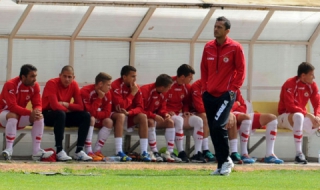 ЦСКА тръгна във "В" група с победа за историята