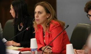 Николова: Близо 550 хил. българи са посетили Черноморието през лятото