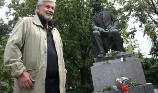 Ламбо предложи референдум за костите на Фердинанд