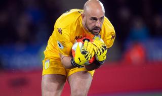 Пепе Рейна: Англия си затваря очите за коронавируса