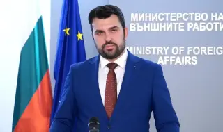Външният министър: Няма да отстъпим нито сантиметър по въпроса за Северна Македония