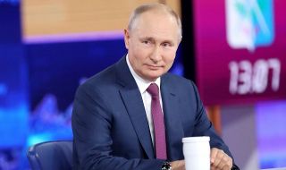 Путин призна: Ваксинирах се със "Спутник V"!