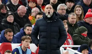 Треньорът на Тотнъм разсмя социалните мрежи с този гаф (ВИДЕО)