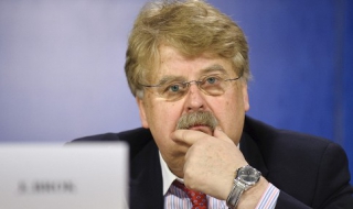 Вигенин поиска от Брюксел експертна и финансова подкрепа за бежанците