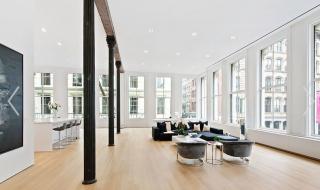 Шефът на GM продава имот за милиони