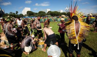 Бразилският върховен съд отхвърли закона, ограничаващ права на коренното население
