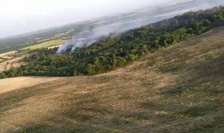 Пожар пламна в землището на община Калояново