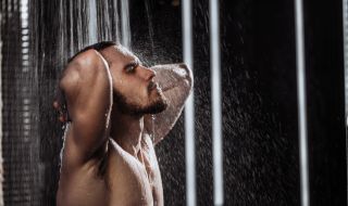 Американски лекар разкри защо не се е къпал от 5 години