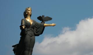 Премиерът навръх деня на София: Радвам се, че столицата се развива