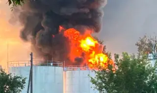 Нефтена база край Тамбов гори след украинска атака