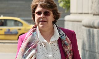 Татяна Дончева: ПП искат като Слави Трифонов всички да са ”за” тях