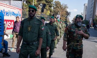 Служители на иранските сили за сигурност бяха убити при нападение