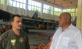 Борисов: Очаквам в кратки срокове да започне ремонтът на самолетите Су-25