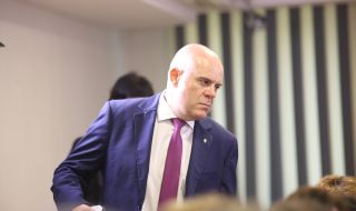 Предложението на ВСС за махането на Гешев е заведено в деловодството на президентството, разглежда се  