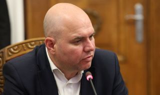 Владислав Панев пред ФАКТИ: Логично е в нашия кабинет да има политически лица, за да се носи отговорност