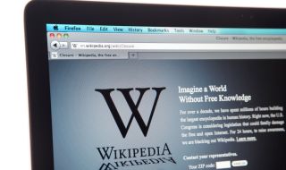 Русия отново глоби Wikipedia за "забранено съдържание" за войната в Украйна