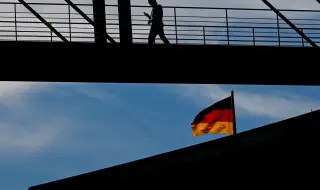 "В Германия е страшно": кой и защо разказва тази лъжа