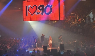 Fun Factory нажежи Зимния дворец