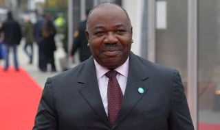 Хунтата в Габон пуска в чужбина сваления президент Али Бонго