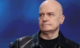 Слави Трифонов: Днес искам да честитя на двама специални хора и нека използваме словото, за да казваме истината!