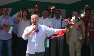 Станишев: Няма да се поддадем на рекет