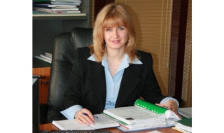 Божкова: Работодателите са в силната позиция