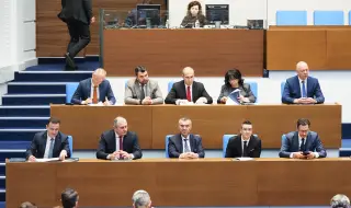 At 1:30 p.m. tomorrow, the deputies will vote on the sixth vote of no confidence in the Zhelyazkov cabinet. 