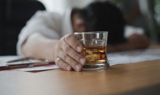 Признаци и етапи на алкохолизъм, за които не знаете