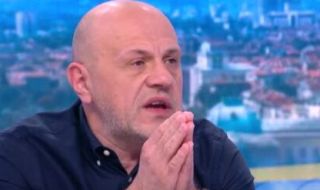 Томислав Дончев: Интересен въпрос е кой е свързан с бутона "Enter" на Гешев и кой може да го натисне