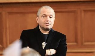 Тошко Йорданов сътвори нов скандал в НС с ГЕРБ