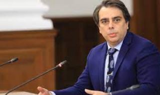 Асен Василев: Изненадани сме от голямата подкрепа, ще призовем да се гласува за Радев