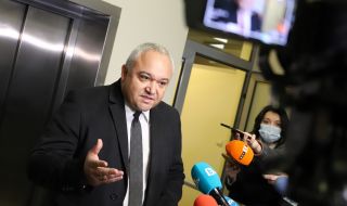 Правосъдният министър даде на ВСС три дела срещу бившия кмет на Пловдив Иван Тотев