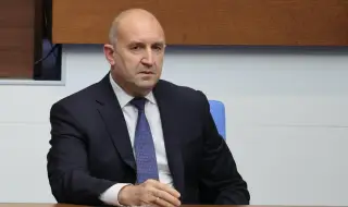 БГНЕС: Румен Радев отказал участие в срещата на "Коалицията на желаещите"
