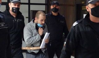 Обвиненият в убийството на родителите си в Благоевград: Пих антибиотик, не знам какво се случи