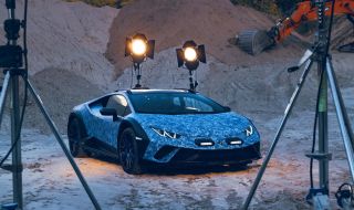 Lamborghini празнува 60 години със специален Huracan