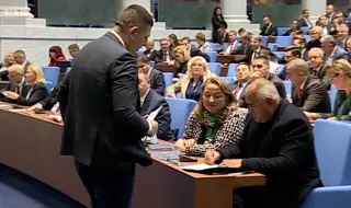 Борисов се подписа за оставката на шефа на КПК