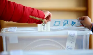 „Галъп“: Йотова-Вълчев водят с 20,1 пункта