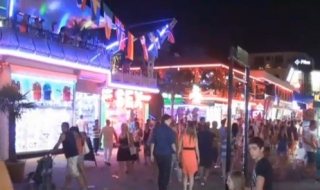 Хотелиери искат закон срещу "балконинг"