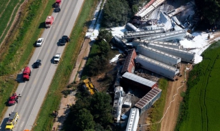 Жертви и ранени при сблъсък на два влака в Арканзас