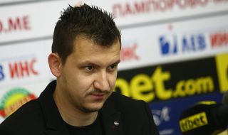 Любо Пенев отказа да коментира евентуален трансфер на Тодор Неделев